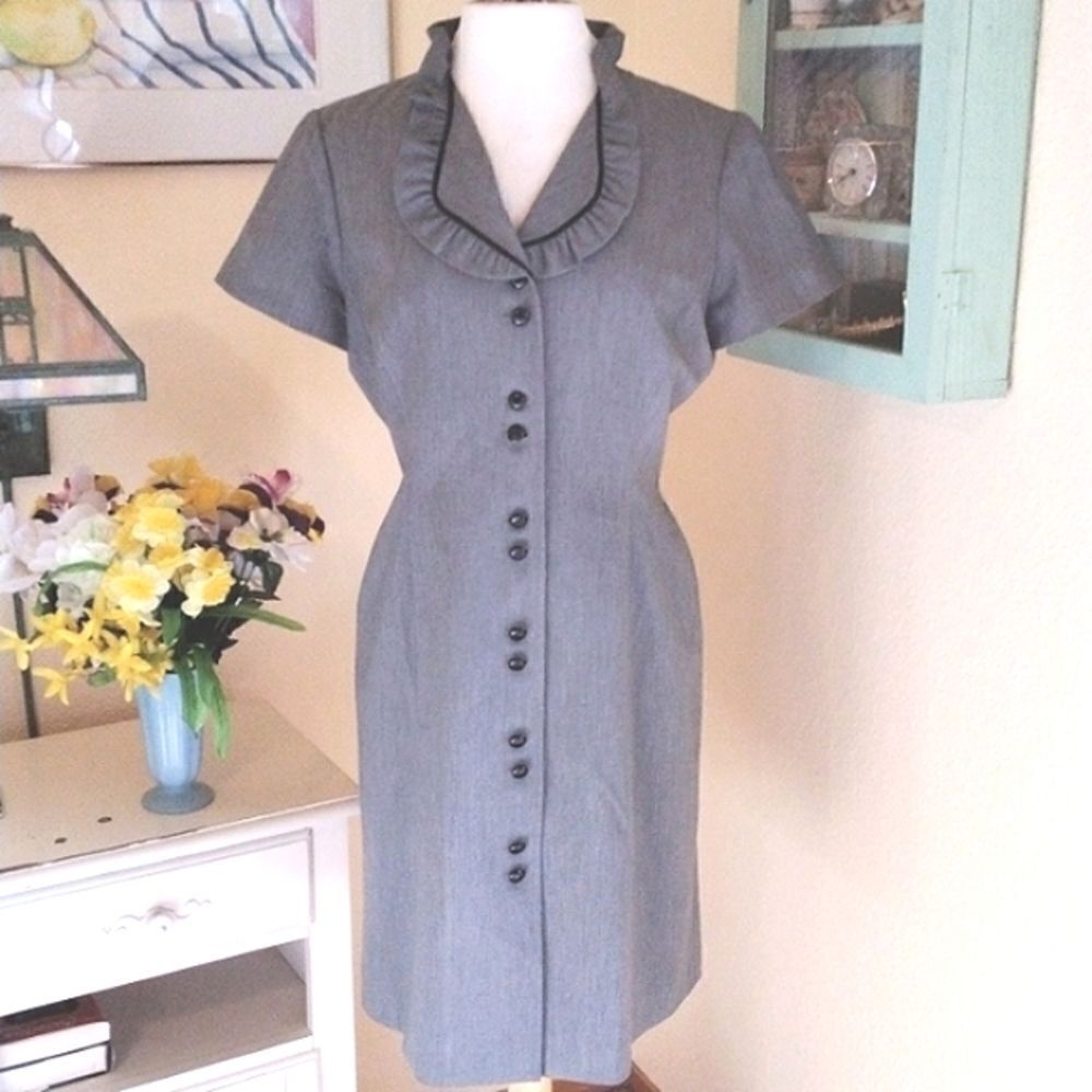 Tahari Arthur S. Levine Perfect Work Dress